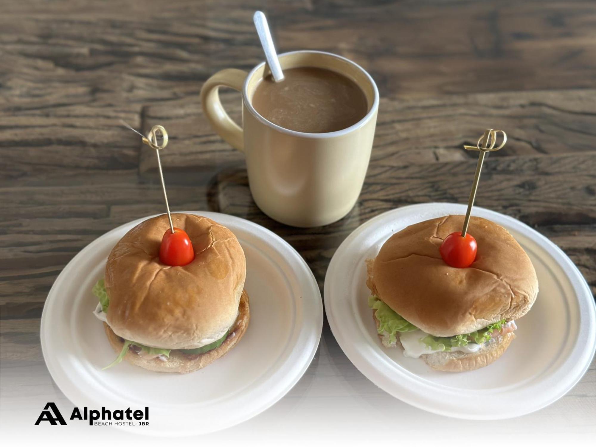 Alphatel Beach Hostel Jbr 迪拜 外观 照片
