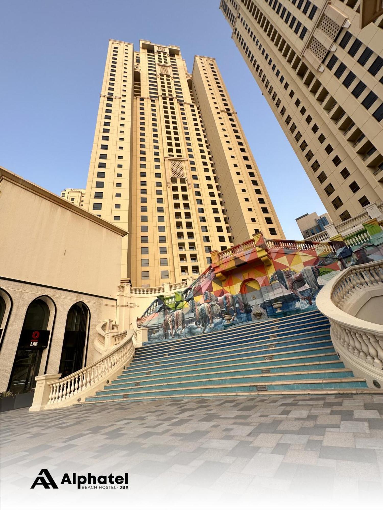 Alphatel Beach Hostel Jbr 迪拜 外观 照片